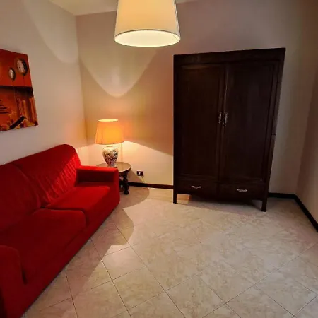 Alino's House Apartman *